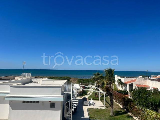 Villa bifamiliare in vendita a Baia Domizia, Cellole
