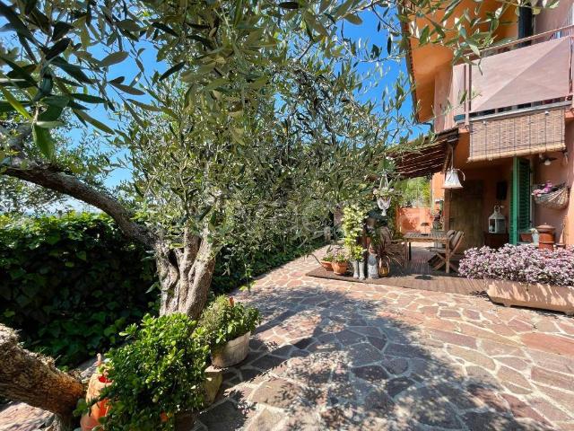 Villa bifamiliare in vendita a Buggiano via Falciano
