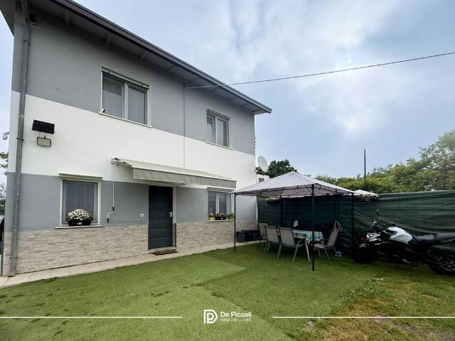 Villa bifamiliare in vendita a Gainiga, Ceggia