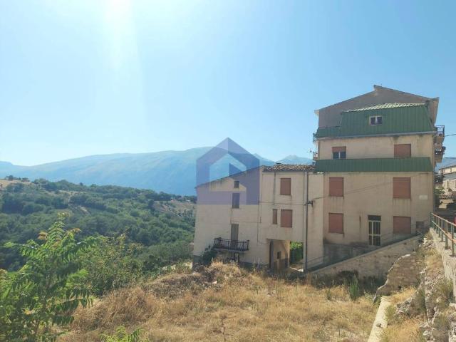 Villa bifamiliare in vendita a Gessopalena largo carità