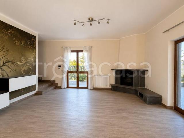 Villa bifamiliare in vendita a Giugliano in Campania, Lago Patria