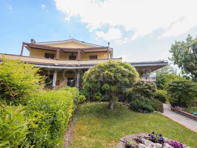 Villa bifamiliare in vendita a Granarolo dell'Emilia via Luigi Neri, 11