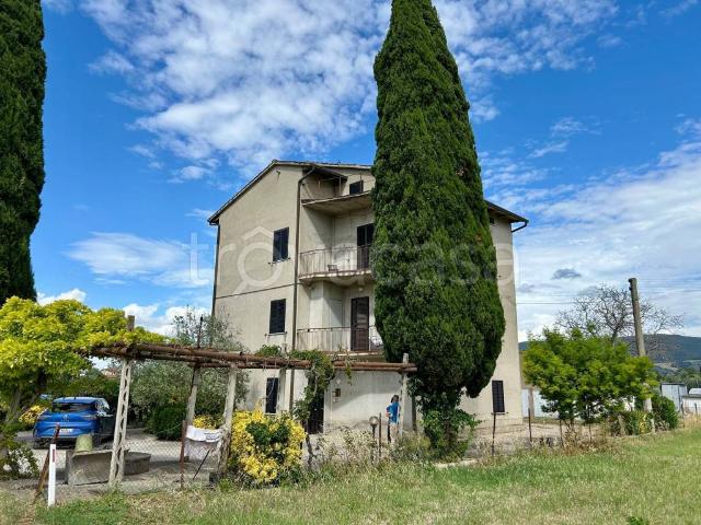 Villa bifamiliare in vendita a Deruta via dei Ranieri, 35