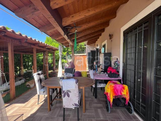 Villa bifamiliare in vendita a Fonte Nuova via Venezia Tridentina, Santa Lucia