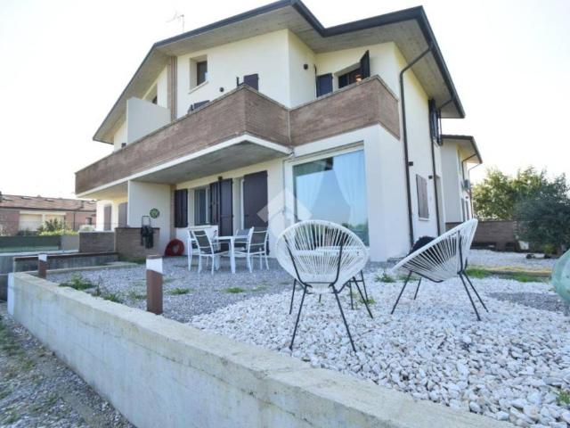 Villa bifamiliare in vendita a Forlì via Volpina, 34, Quattro