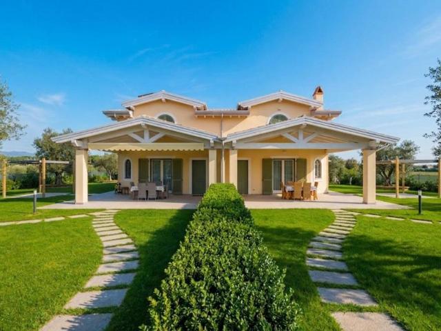 Villa bifamiliare in vendita a Formello via della Selviata