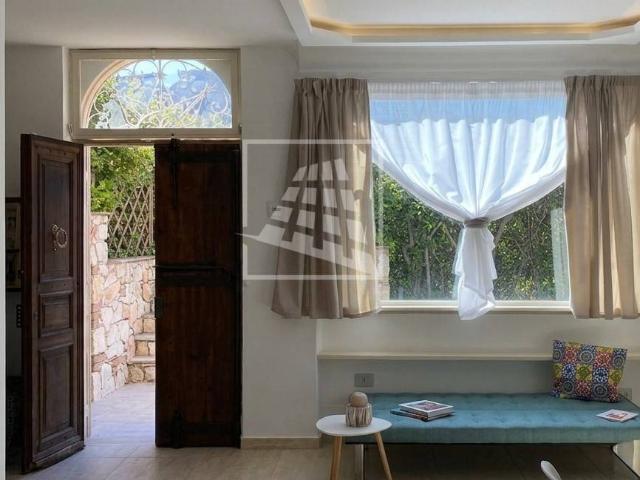 Villa bifamiliare in vendita a Forte dei Marmi via Dell'Acqua, 142