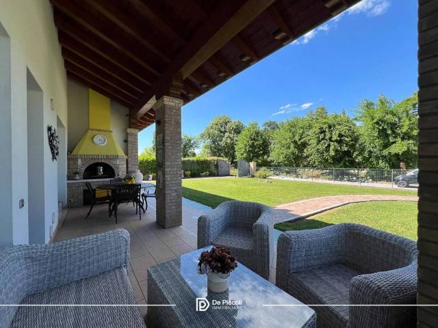 Villa bifamiliare in vendita a Fossà, San Donà di Piave