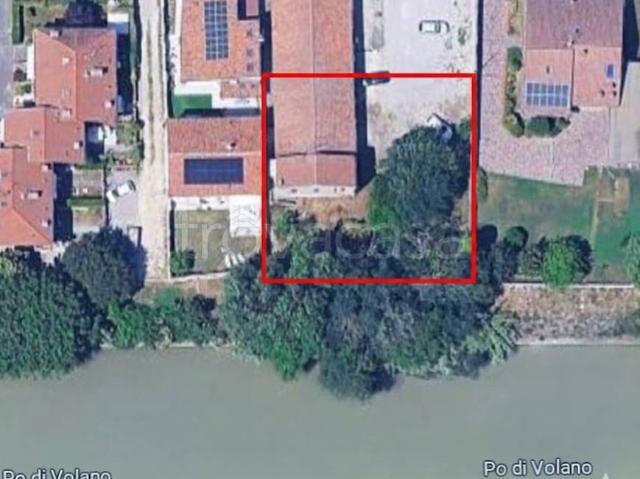 Villa bifamiliare in vendita a Ferrara, Via Pomposa