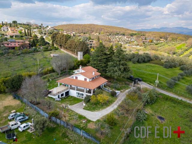 Villa bifamiliare in vendita a Fiano Romano via Sant'Isidoro