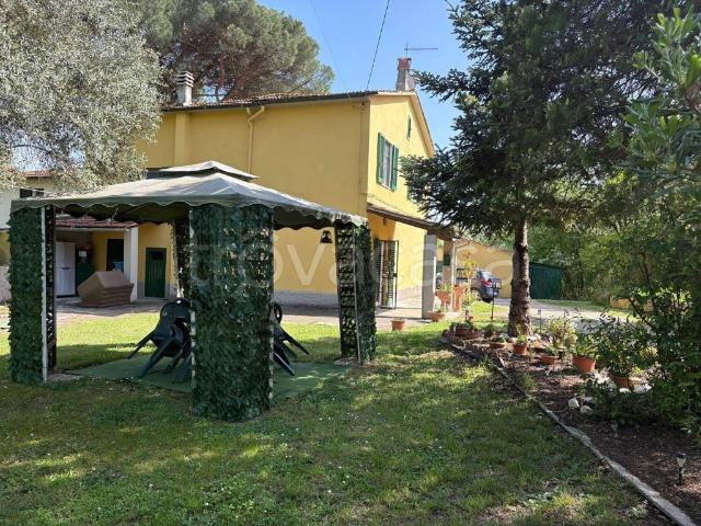 Villa bifamiliare in vendita a Fucecchio via del Frullino Galleno