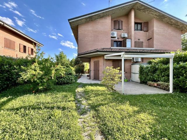 Villa bifamiliare in vendita a Idice, San Lazzaro di Savena