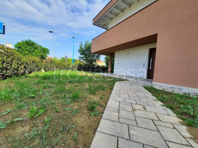 Villa bifamiliare in vendita a Loreggia