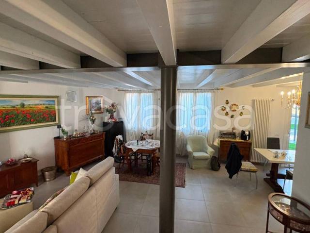 Villa bifamiliare in vendita a Legnago via Marchesa