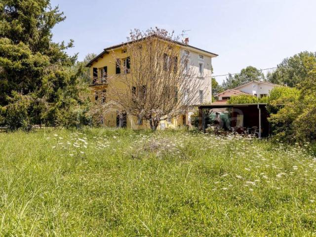 Villa bifamiliare in vendita a Lucca via villa altieri, Fagnano Meati