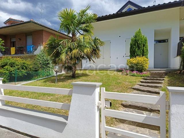 Villa bifamiliare in vendita a Lugo via Piero Calamandrei, 13