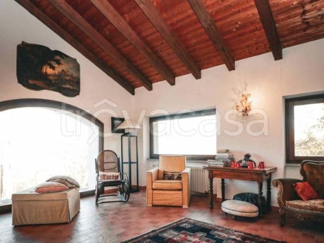 Villa bifamiliare in vendita a Mombaldone