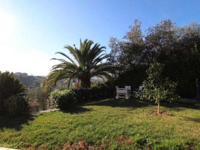 Villa bifamiliare in vendita a Monterotondo, Monterotondo Paese