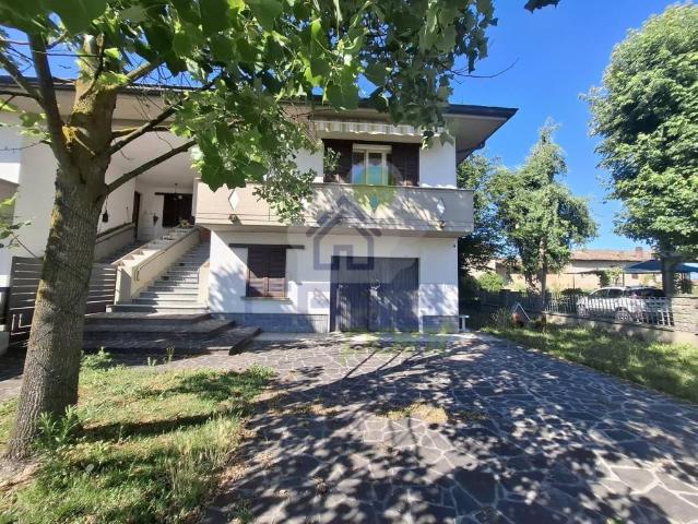 Villa bifamiliare in vendita a Monticelli d'Ongina via carini, San Nazzaro