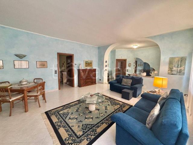 Villa bifamiliare in vendita a Mortara corso Giovanni Josti