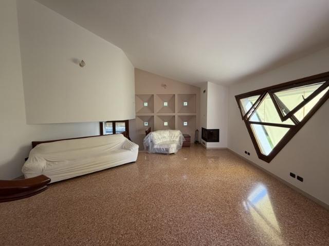 Villa bifamiliare in vendita a Martellago via Papa Luciani, Olmo