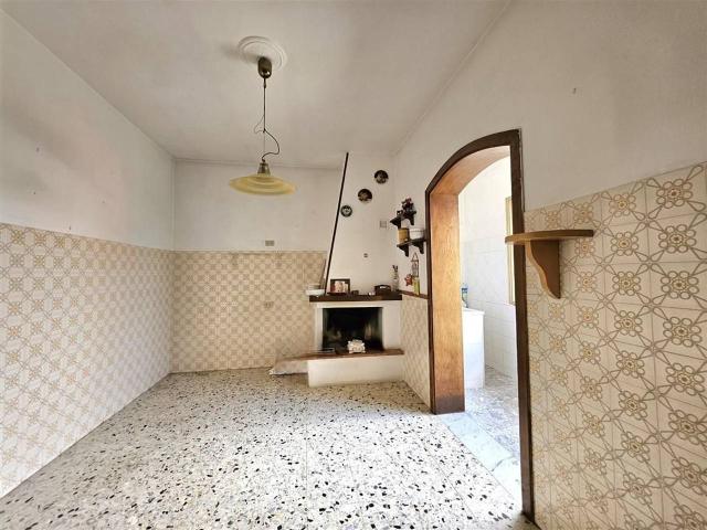 Villa bifamiliare in vendita a Massa
