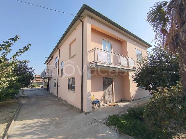 Villa bifamiliare in vendita a Massa Lombarda via 11 Maggio, 36