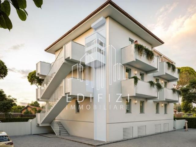 Villa bifamiliare in vendita a Massa via Casamicciola, Marina Di Massa