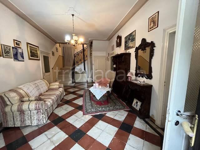 Villa bifamiliare in vendita a Massanzago via Roma