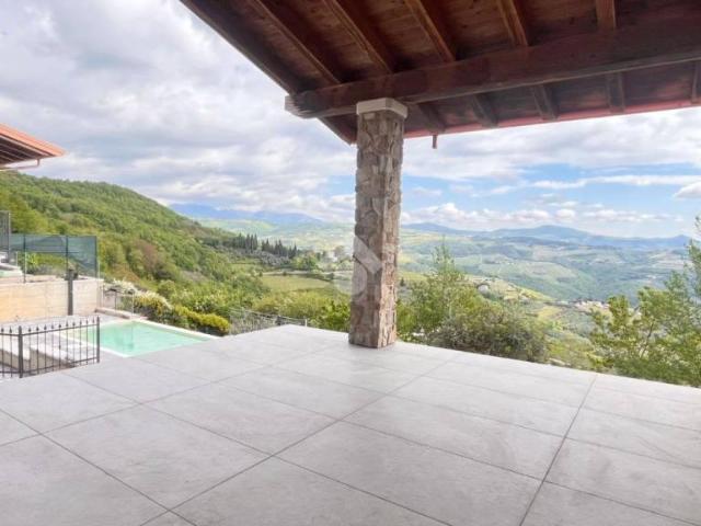 Villa bifamiliare in vendita a Mezzane di Sotto via Marzotto
