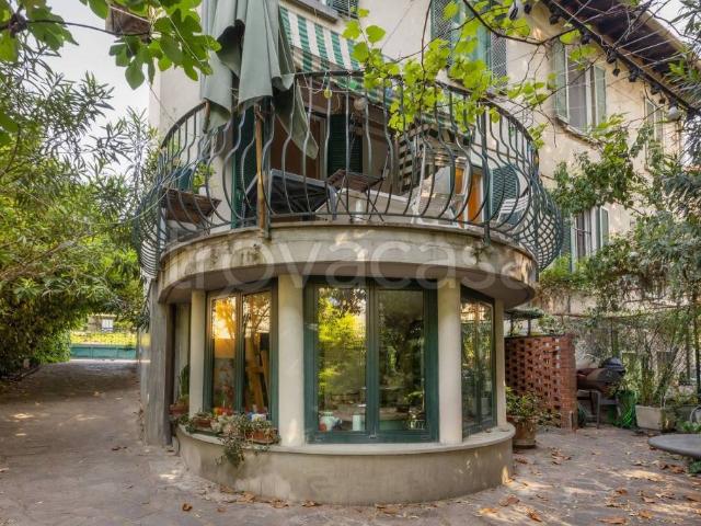 Villa bifamiliare in vendita a Milano via Timavo, 50, Maggiolina