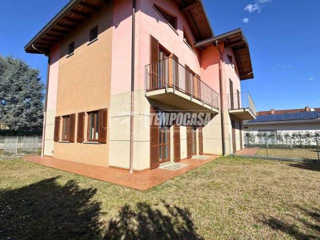 Villa bifamiliare in vendita a Missaglia via San Bartolomeo 27