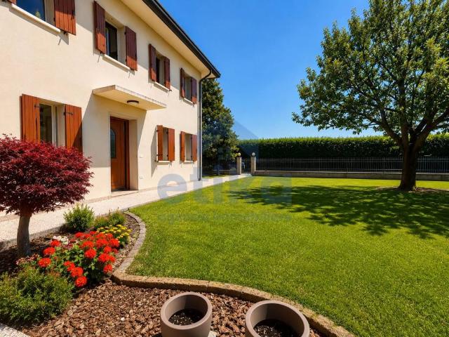 Villa bifamiliare in vendita a Musile di Piave via Millepertiche