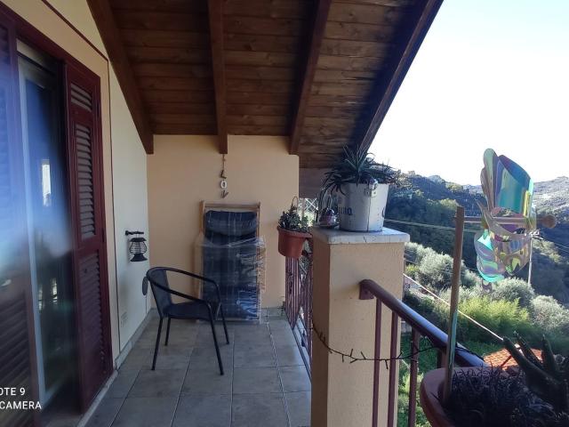 Villa bifamiliare in vendita a Soldano