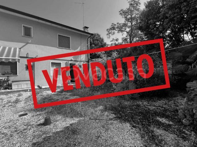 Villa bifamiliare in vendita a San Giorgio di Nogaro