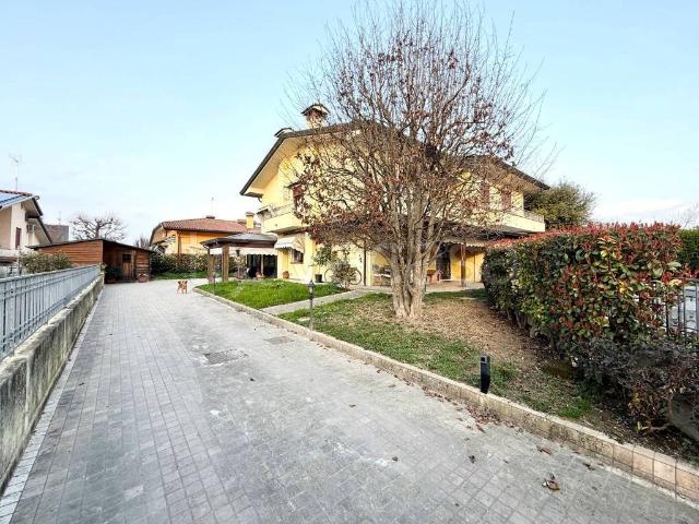 Villa bifamiliare in vendita a San Giorgio in Bosco via Ugo Mancini, 10, Sant'anna Morosina