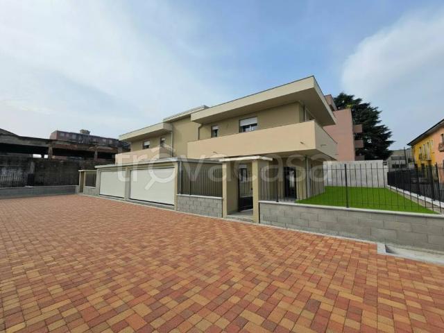 Villa bifamiliare in vendita a San Giorgio su Legnano via Nazario Sauro