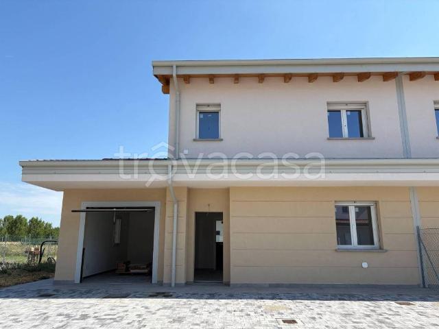 Villa bifamiliare in vendita a San Giovanni in Persiceto via Carbonara