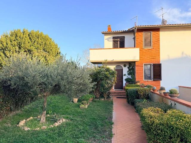 Villa bifamiliare in vendita a San Giuliano Terme