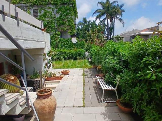 Villa bifamiliare in vendita a San Gregorio di Catania via Brenta, 11