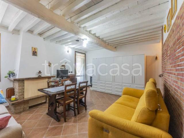 Villa bifamiliare in vendita a San Pietro in Casale via Pilastrello, 436/a