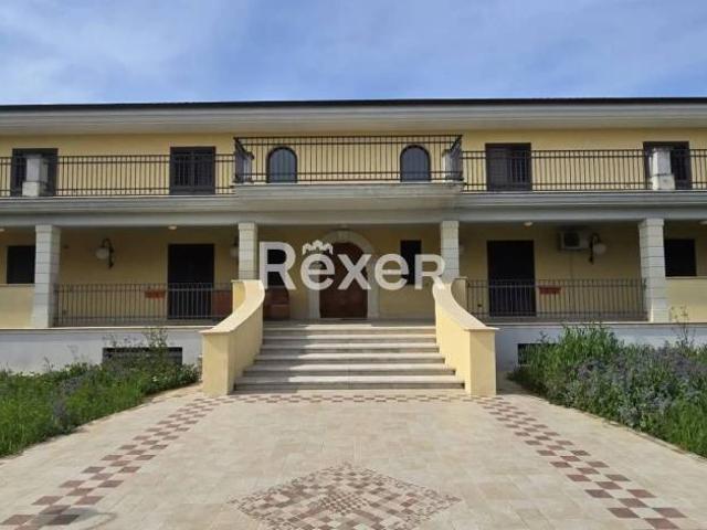 Villa bifamiliare in vendita a San Vito Chietino