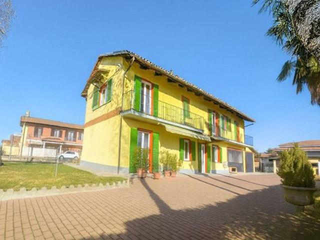 Villa bifamiliare in vendita a Sanfre'