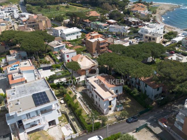 Villa bifamiliare in vendita a Santa Marinella