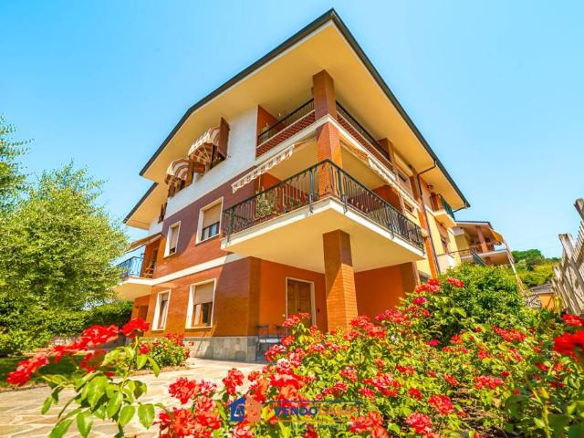 Villa bifamiliare in vendita a Santa Vittoria d'Alba via Don Dallorto, 10, Cinzano