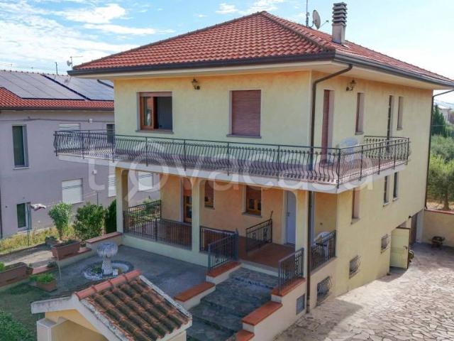 Villa bifamiliare in vendita a Santarcangelo di Romagna via Riccione, San Michele