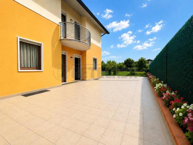 Villa bifamiliare in vendita a Sarcedo via degli Aceri