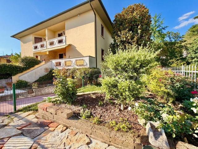Villa bifamiliare in vendita a Sarego via Piave