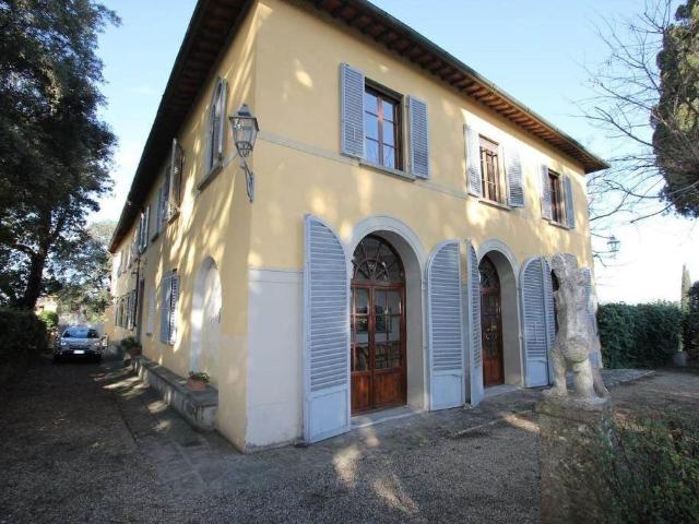 Villa bifamiliare in vendita a Scandicci, Casignano