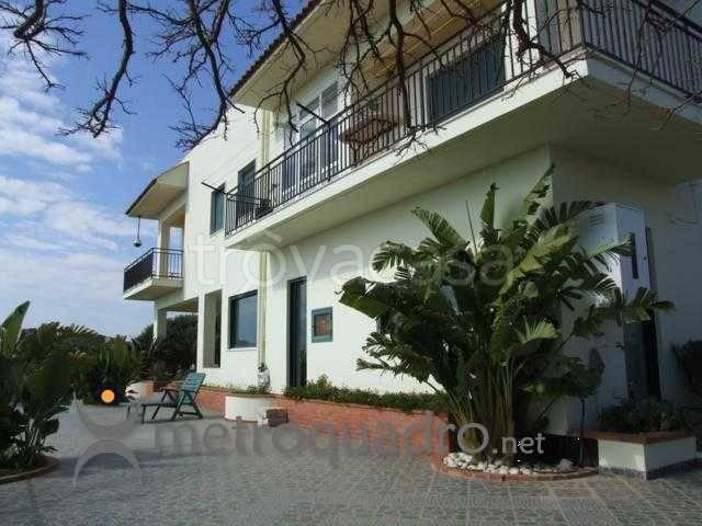 Villa bifamiliare in vendita a Sciacca via Sant'Antonio